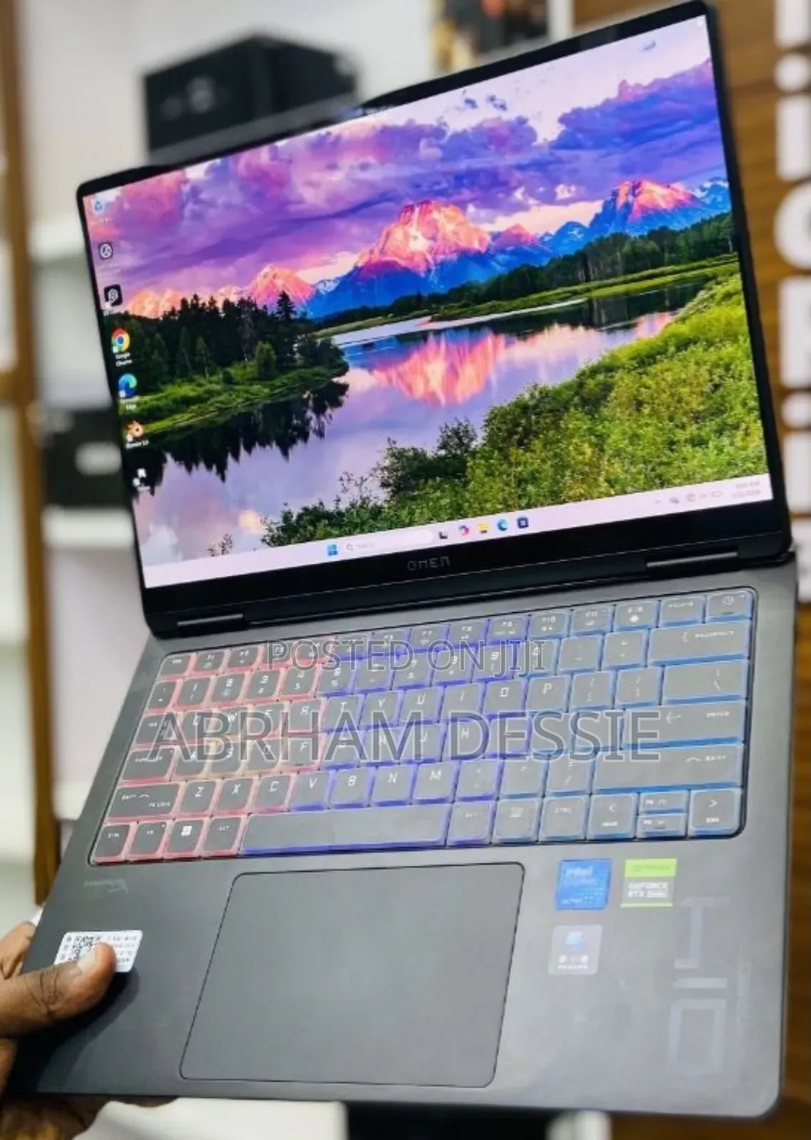New Laptop HP 16GB Intel Core Ultra 7 SSD 1T
