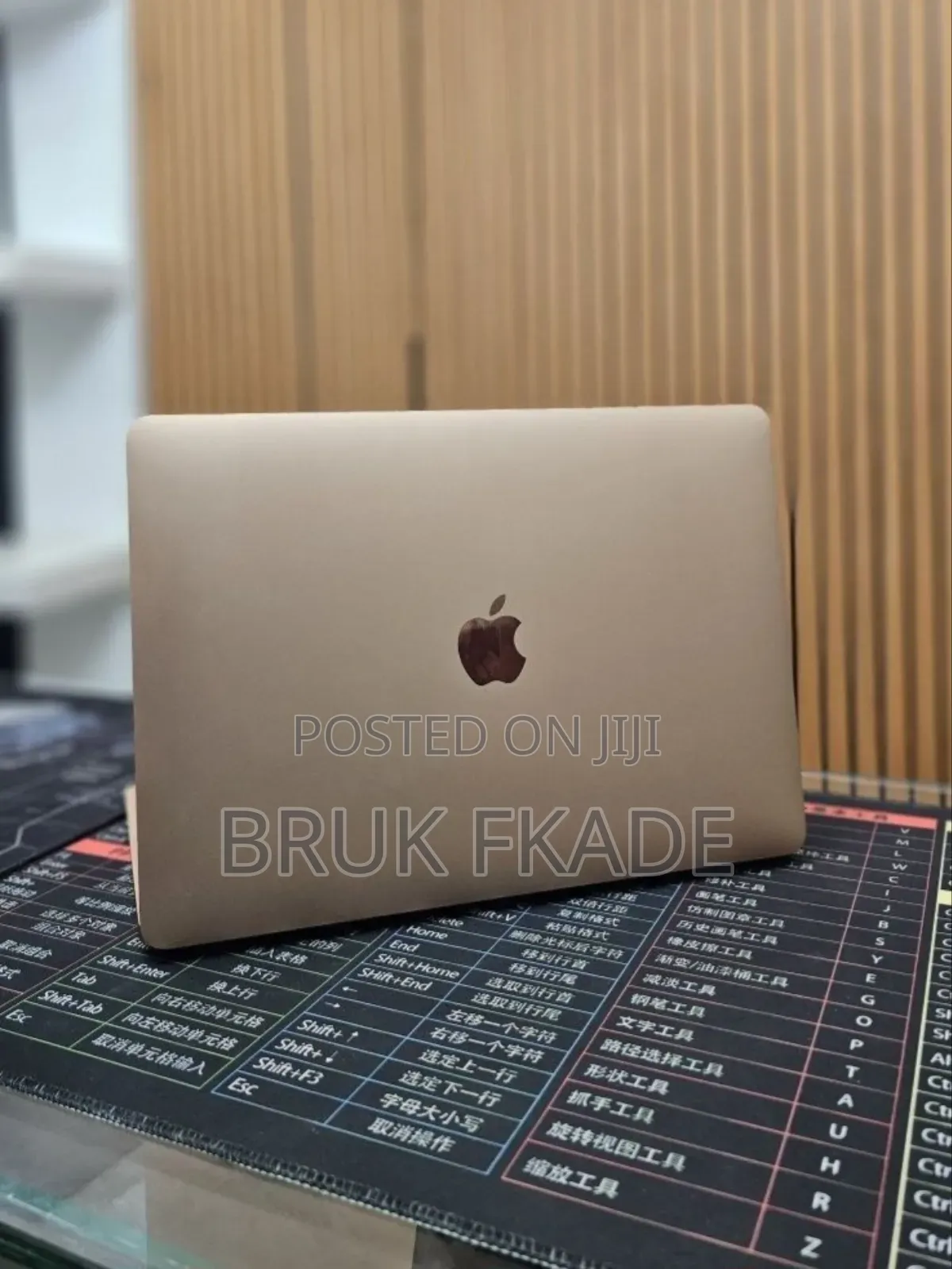 New Laptop Apple MacBook Air 2020 M1 8GB Apple M1 SSD 256GB