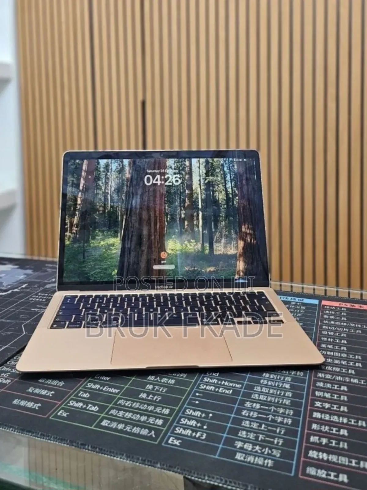 New Laptop Apple MacBook Air 2020 M1 8GB Apple M1 SSD 256GB