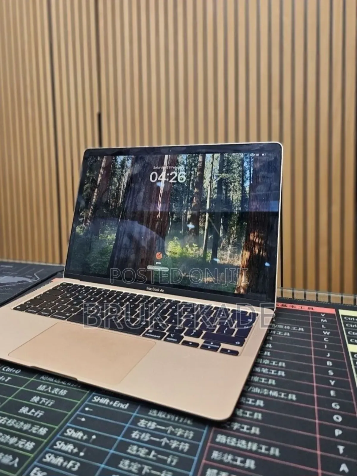 New Laptop Apple MacBook Air 2020 M1 8GB Apple M1 SSD 256GB