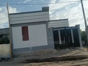 Furnished 7bdrm House in Dukam, East Shewa for sale