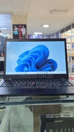New Laptop Lenovo ThinkPad T470s 8GB Intel Core i5 SSD 256GB