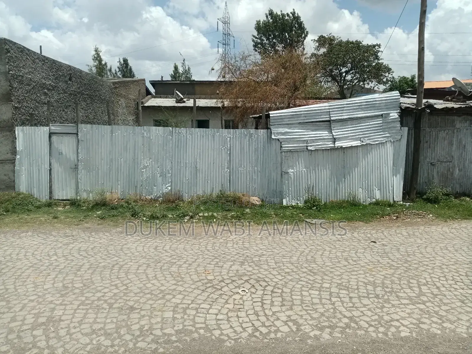 4bdrm House in Dukam, East Shewa for sale