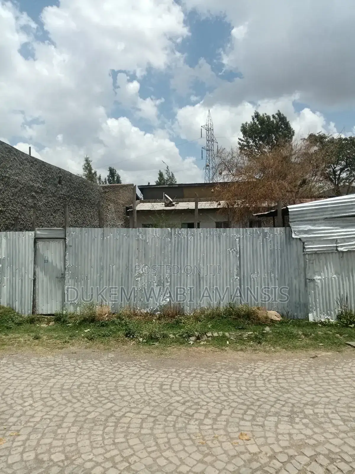 4bdrm House in Dukam, East Shewa for sale