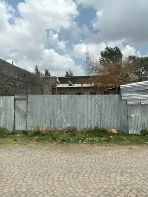 4bdrm House in Dukam, East Shewa for sale