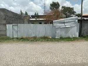 4bdrm House in Dukam, East Shewa for sale