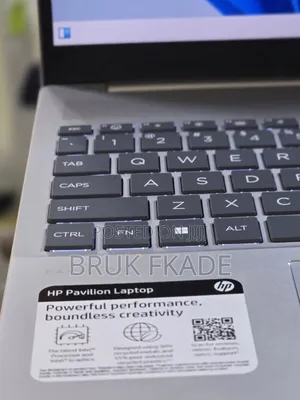 New Laptop HP Pavilion 15 8GB Intel Core Ultra 5 SSD 512GB