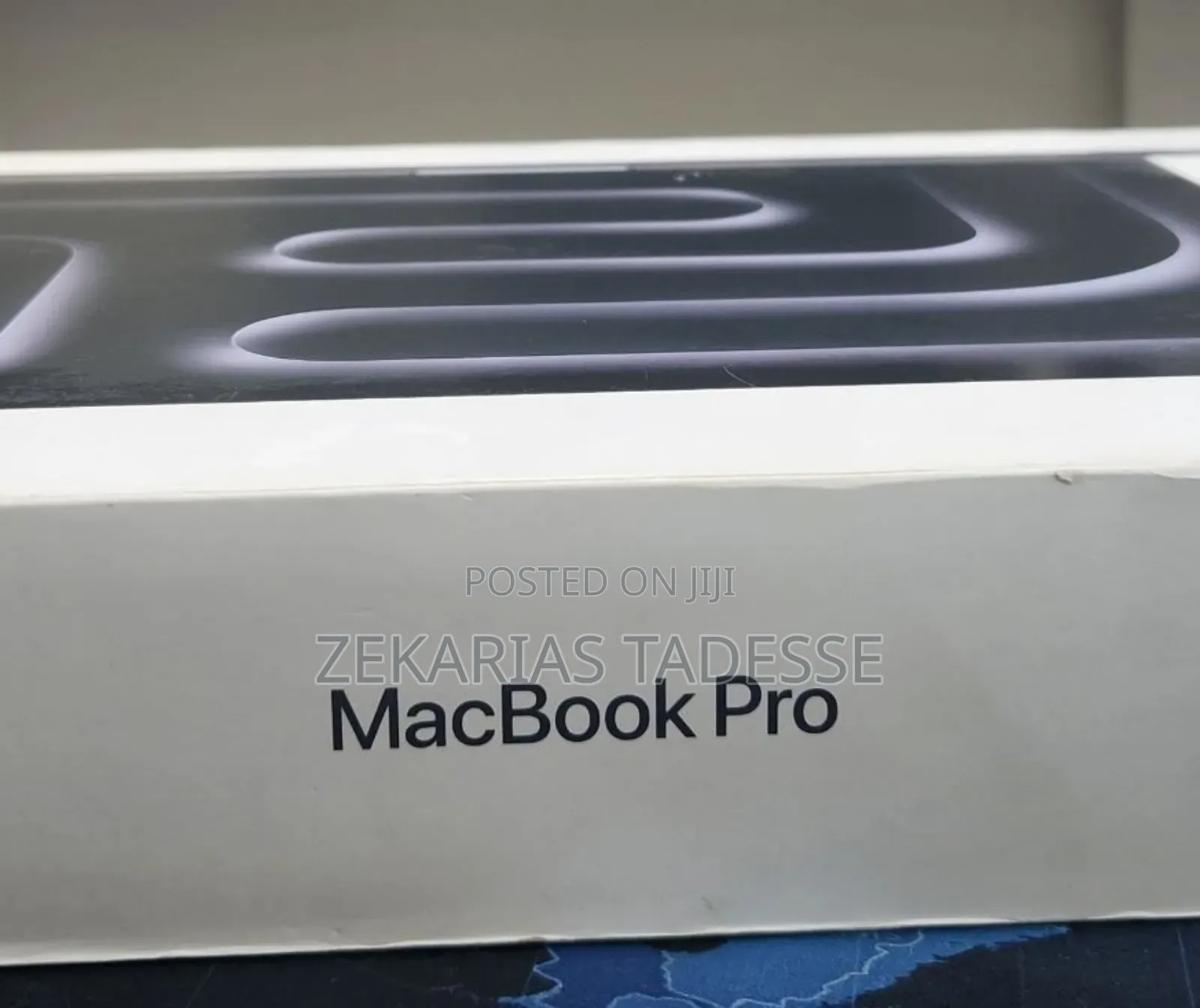 New Apple MacBook Pro 2024 M4 Max 16-inch 64GB Apple M4 Max SSD 2T