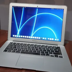 New Laptop Apple MacBook 8GB Intel Core i5 SSD 128GB