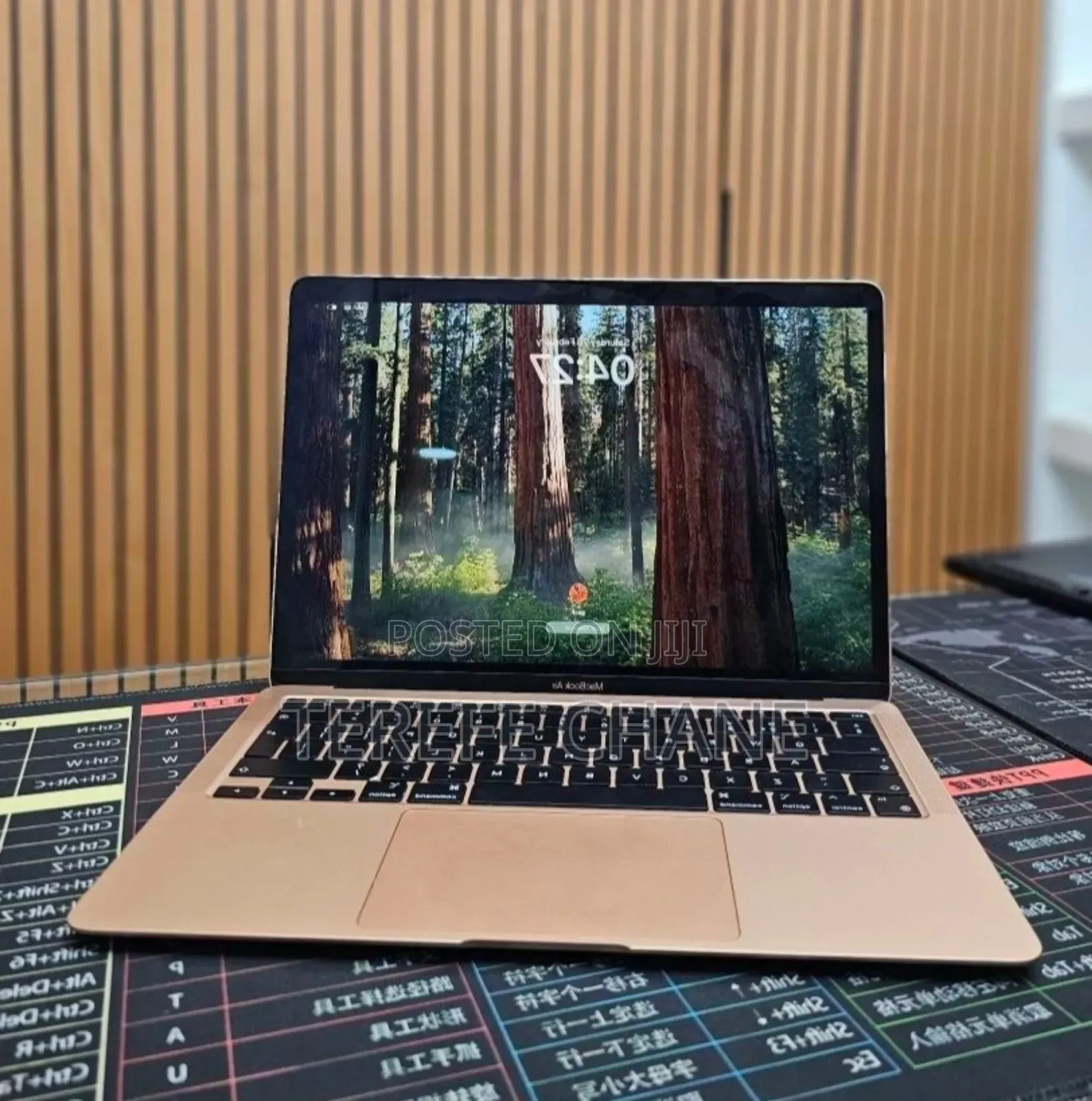 New Laptop Apple MacBook Air 2020 M1 8GB Apple M1 SSD 256GB