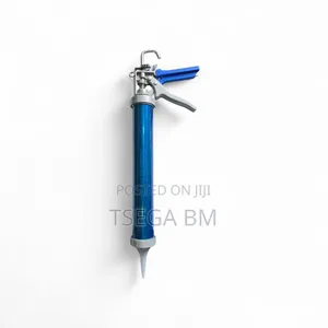 Ironshark Caulking Gun