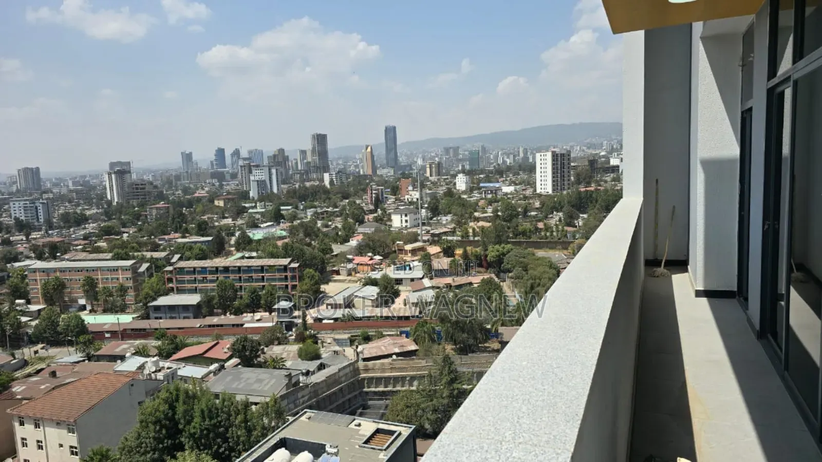 Furnished 3bdrm Apartment in Kirkos for rent