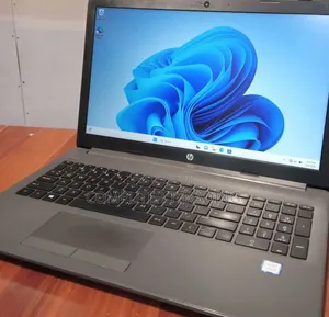 Laptop HP Stream Notebook 8GB Intel Core i7 HDD 1T