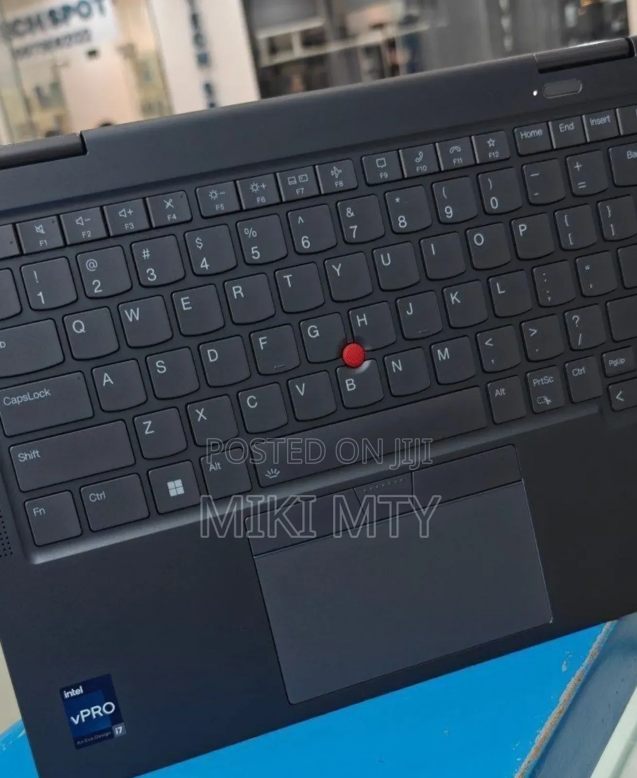 New Laptop Lenovo ThinkPad Yoga 16GB Intel Core i7 SSD 512GB