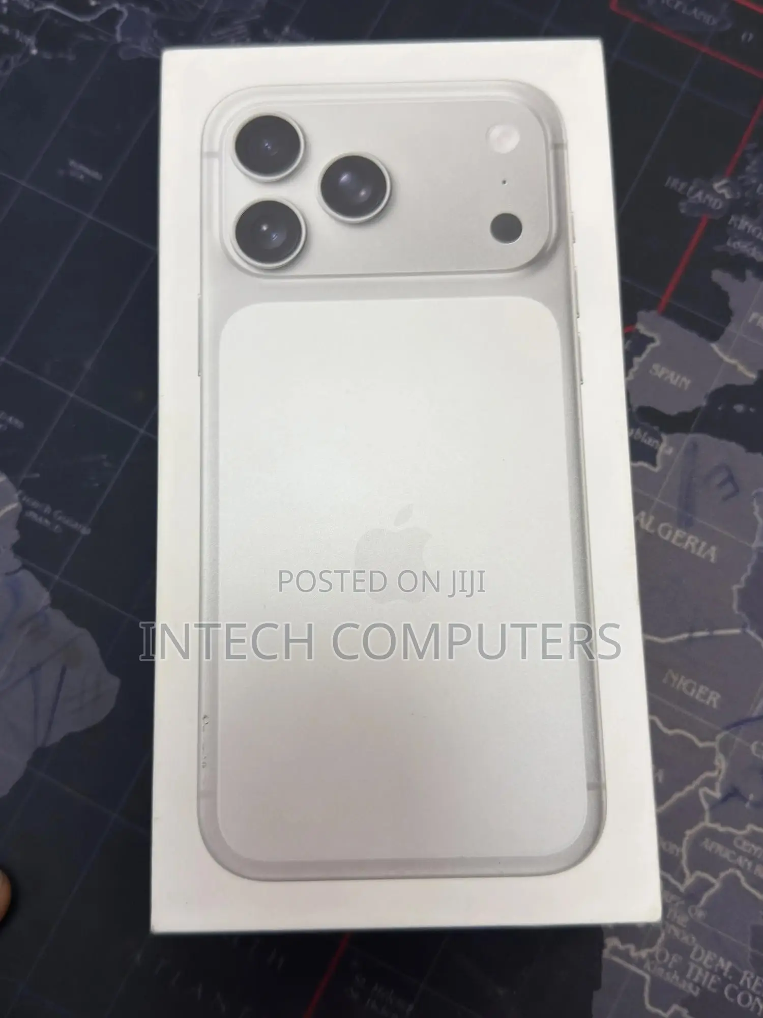 New Apple iPhone 17 Pro Max 256 GB Silver