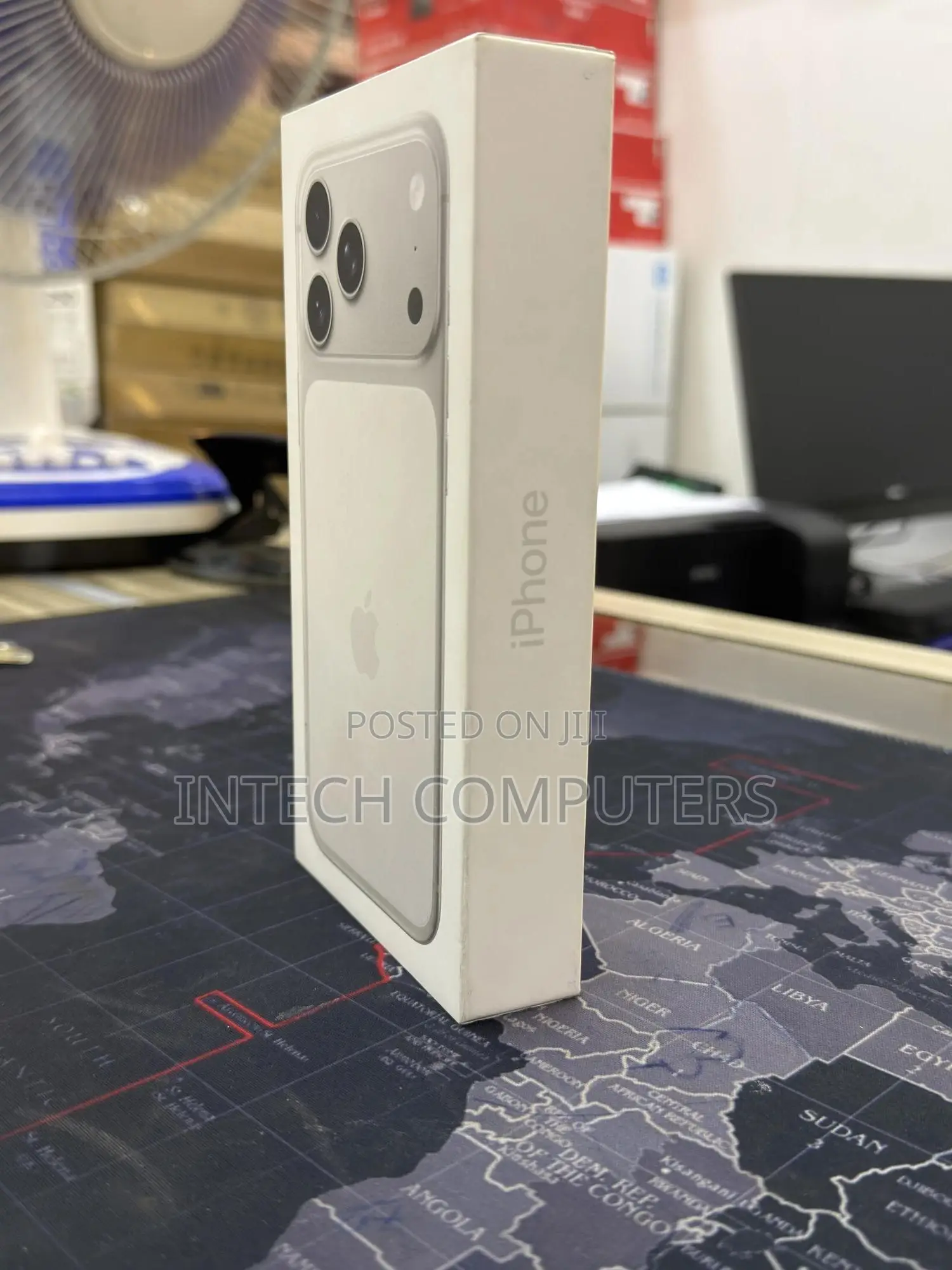 New Apple iPhone 17 Pro Max 256 GB Silver