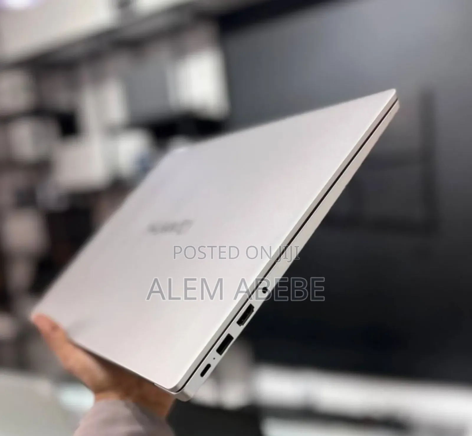 New Laptop Huawei Matebook D 15 8GB Intel Core i5 SSD 512GB