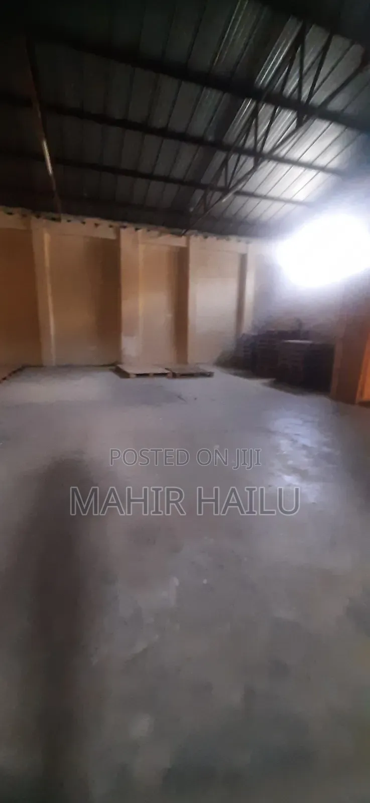 Rent Ware House in Jacros