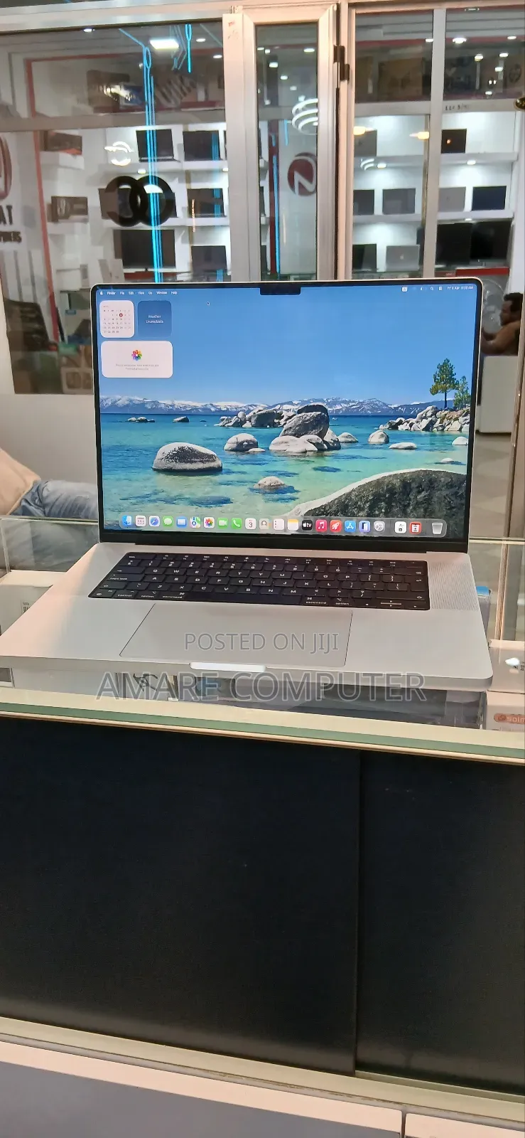 New Laptop Apple MacBook Pro M1 32GB Apple M1 Max SSD 1T