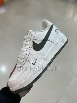 Classic White Air Force 1 With Premium Tumbled Leather