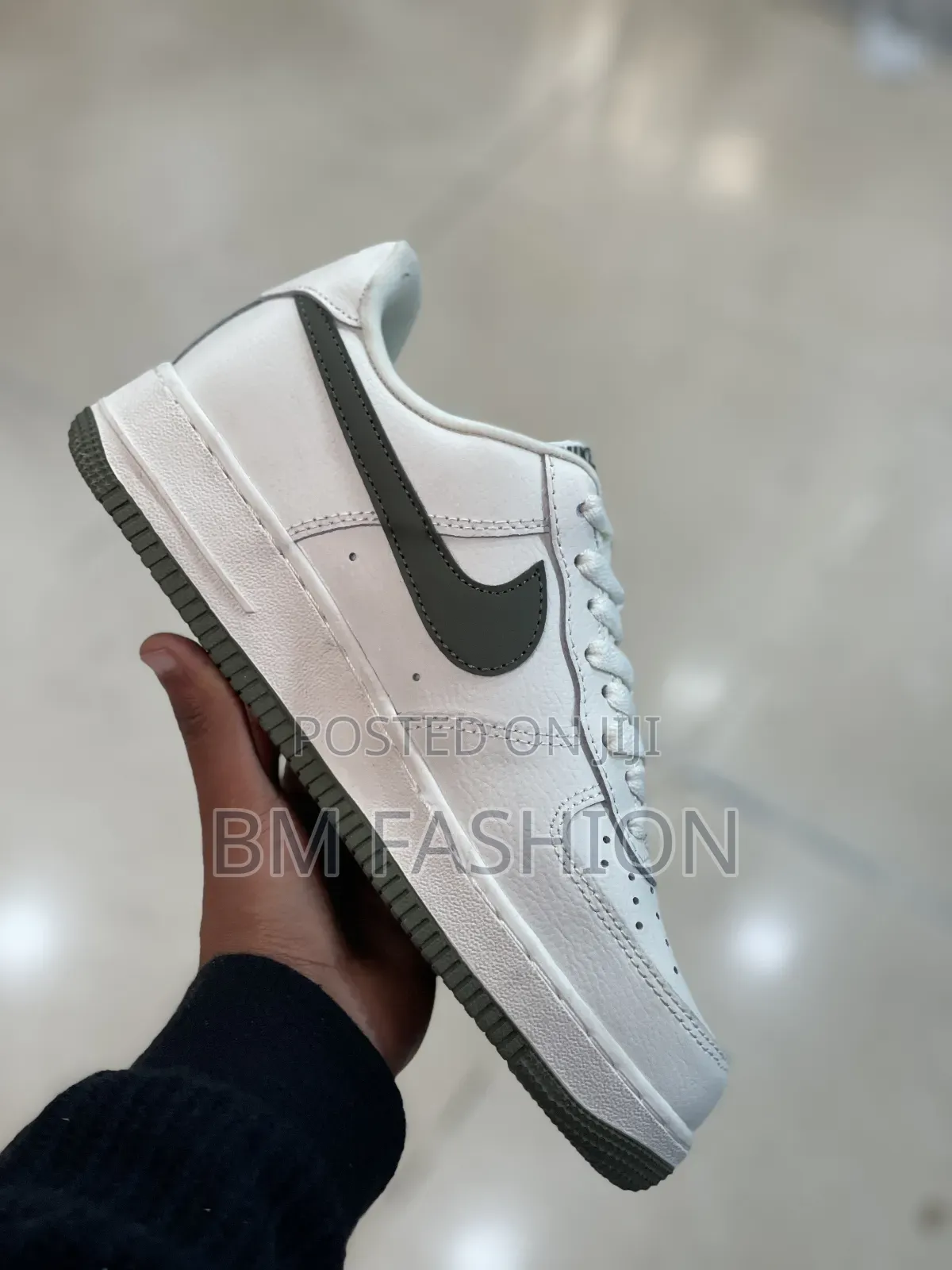 Classic White Air Force 1 With Premium Tumbled Leather