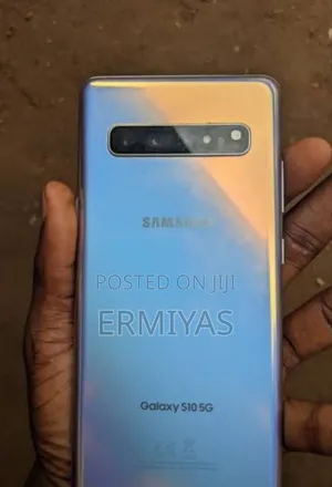 Samsung Galaxy S10 5G 256 GB Gold