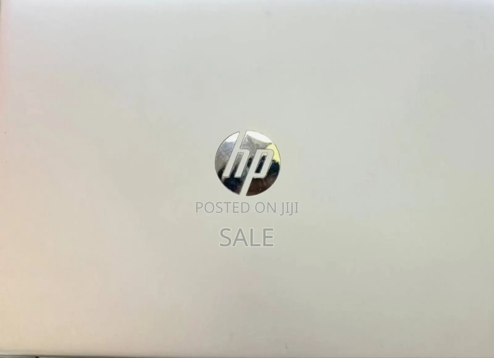 New Laptop Apple MacBook Pro 2019 8GB Intel Core i5 SSD 256GB