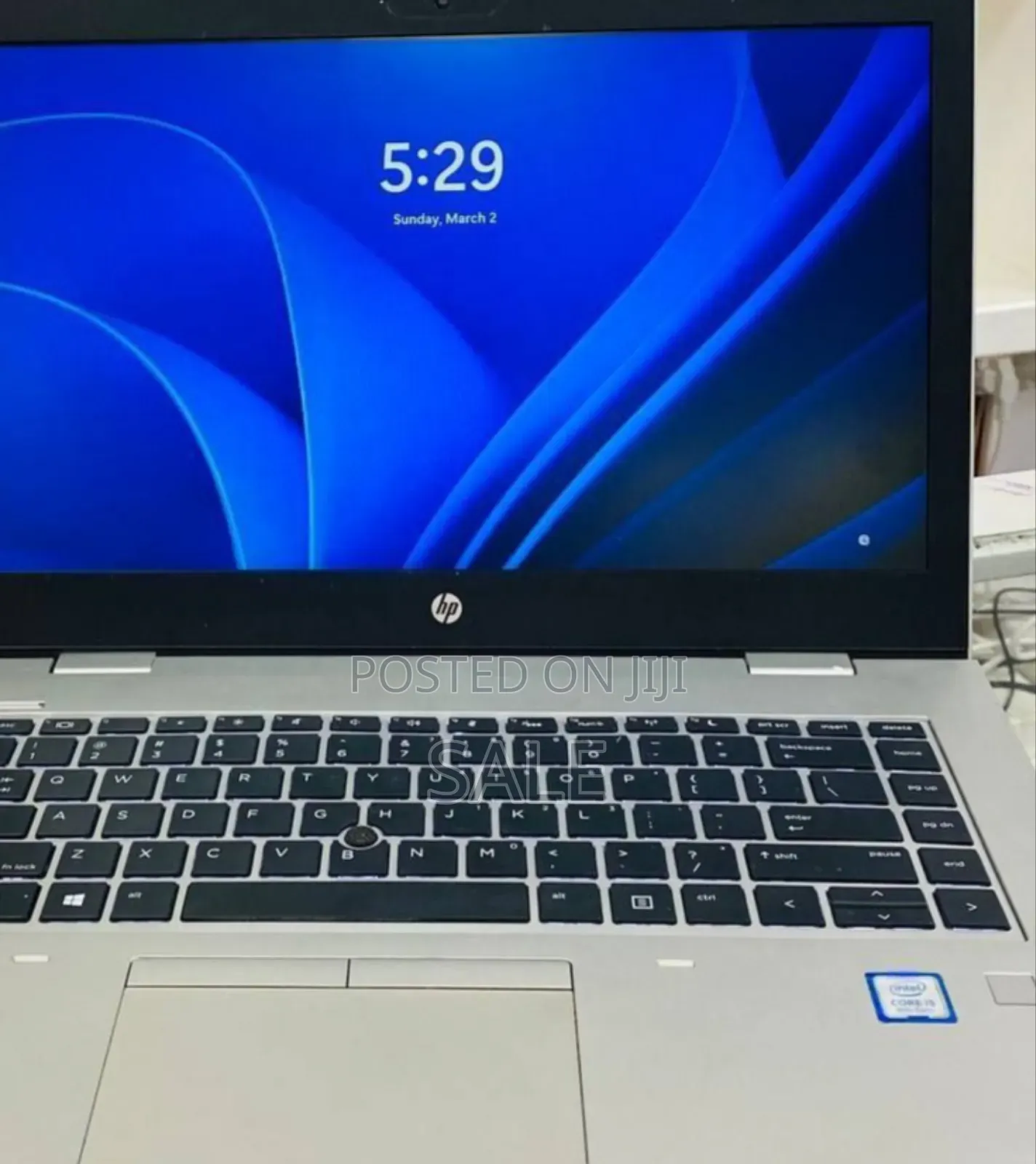 New Laptop Apple MacBook Pro 2019 8GB Intel Core i5 SSD 256GB