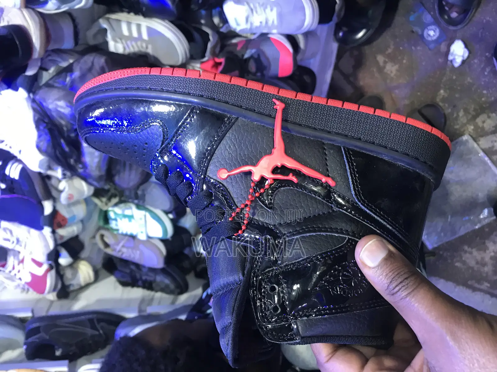 Air Jordan 1 Black Red (High Quality) – New
