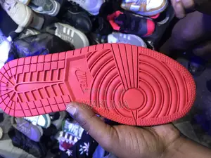 Air Jordan 1 Black Red (High Quality) – New