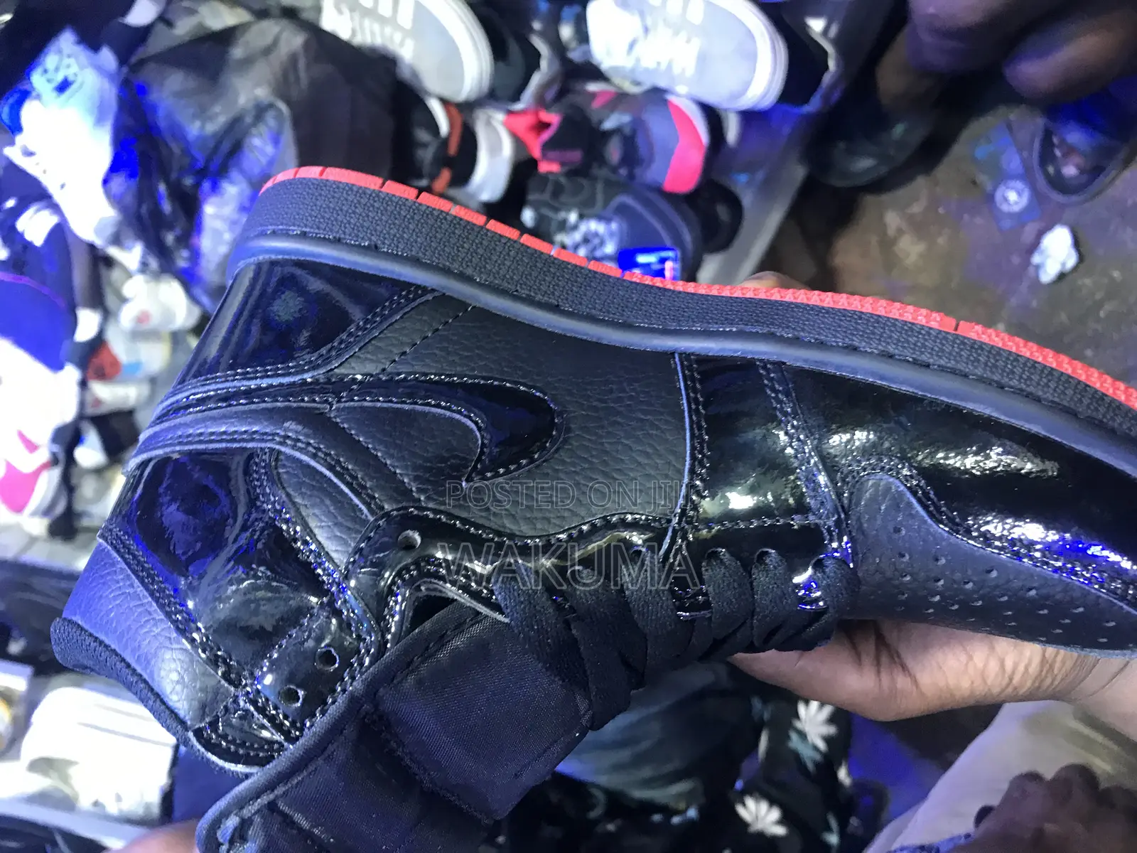 Air Jordan 1 Black Red (High Quality) – New