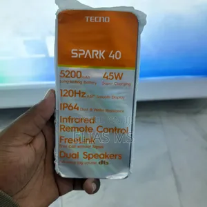 New Tecno Spark 40 128 GB Silver