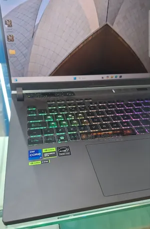 New Laptop Asus ROG Strix G16 G614 16GB Intel Core i7 SSD 1T