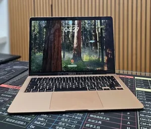 New Laptop Apple MacBook Air 8GB Apple M1 SSD 256GB
