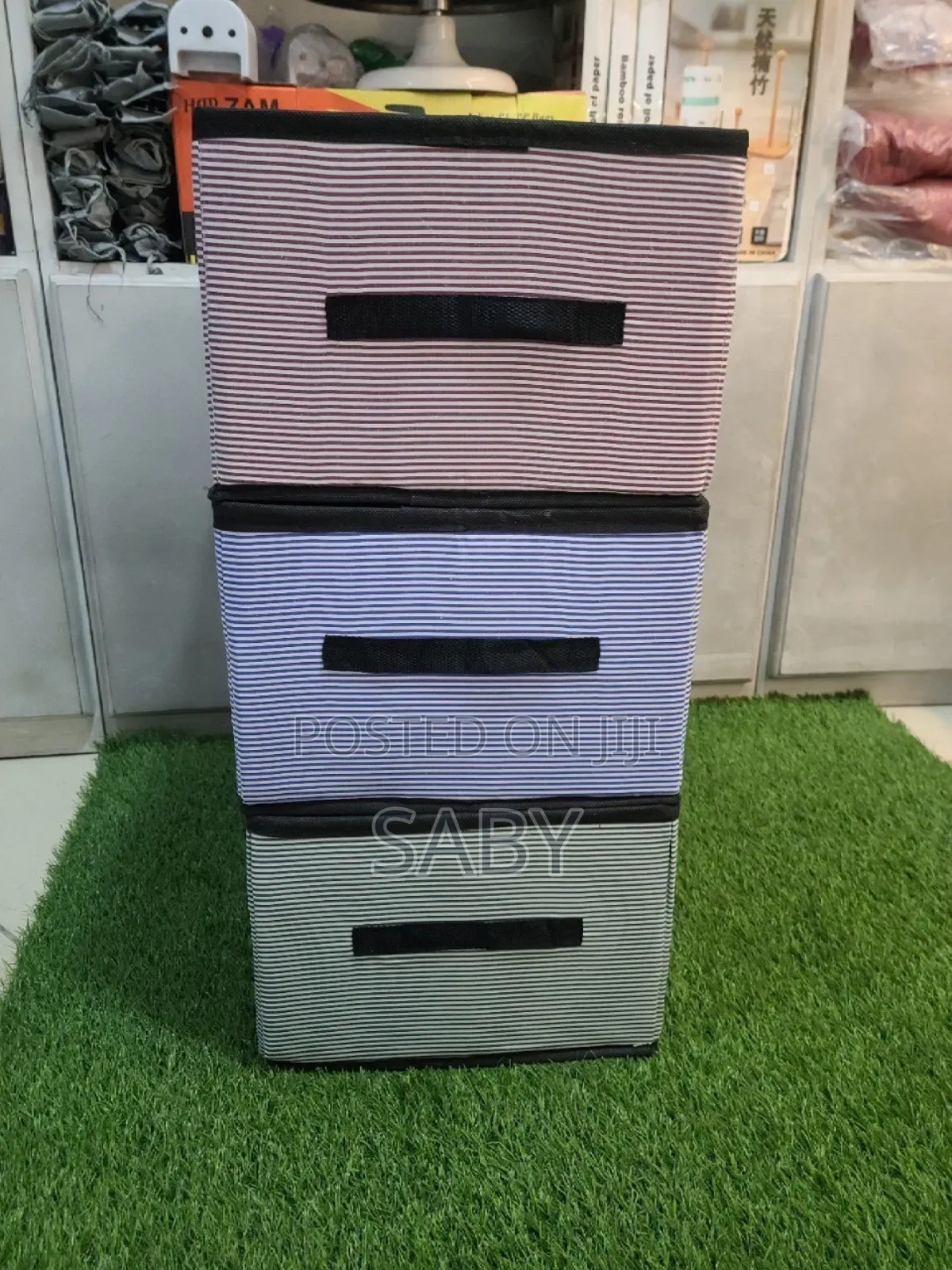 Portable Cloth Storage Box