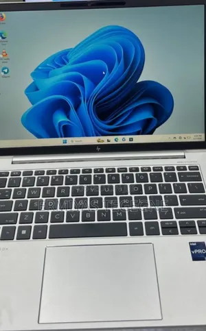 New Laptop HP EliteBook 840 16GB Intel Core i5 SSD 512GB