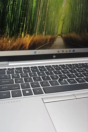 New Laptop HP EliteBook 840 G9 16GB AMD Ryzen 5 SSD 512GB