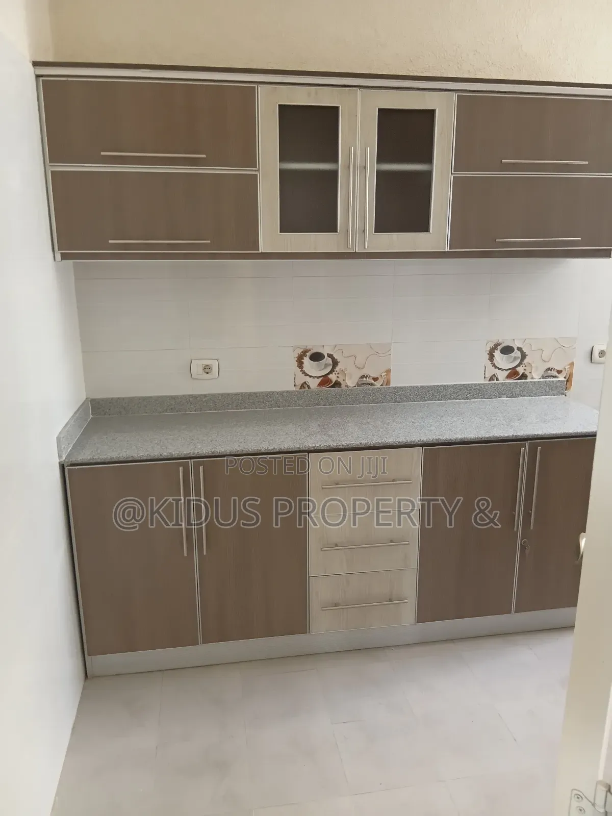 3bdrm Apartment in Varenero, Nifas Silk-Lafto for rent