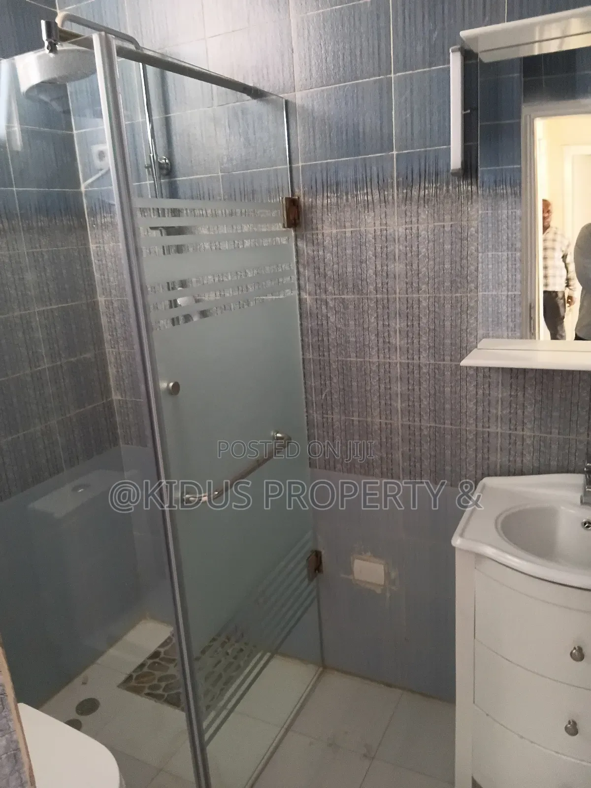 3bdrm Apartment in Varenero, Nifas Silk-Lafto for rent