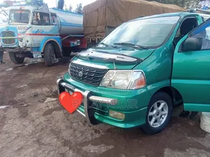 Toyota Will 2000 Green