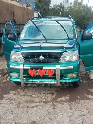 Toyota Will 2000 Green
