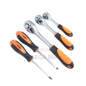 Finder 121 Piece Socket Wrench Set