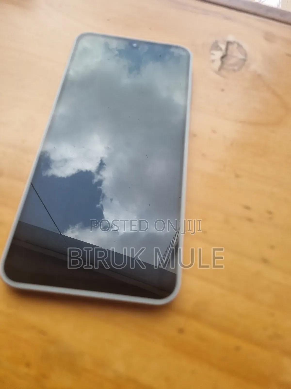 New Samsung Galaxy M17 5G 128 GB Silver