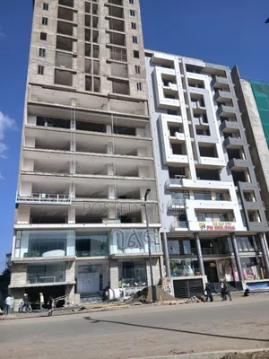 ቦሌ መድሃኒያለም ዋና አስፓልት ላይ 94 ካሬ ባለ 2 መኝታ 2 መታጠቢያ