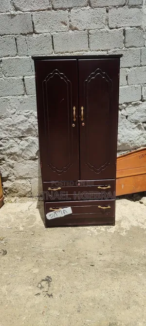 ቆንጆ ቁምሳጥን በአሪፍ ዋጋ