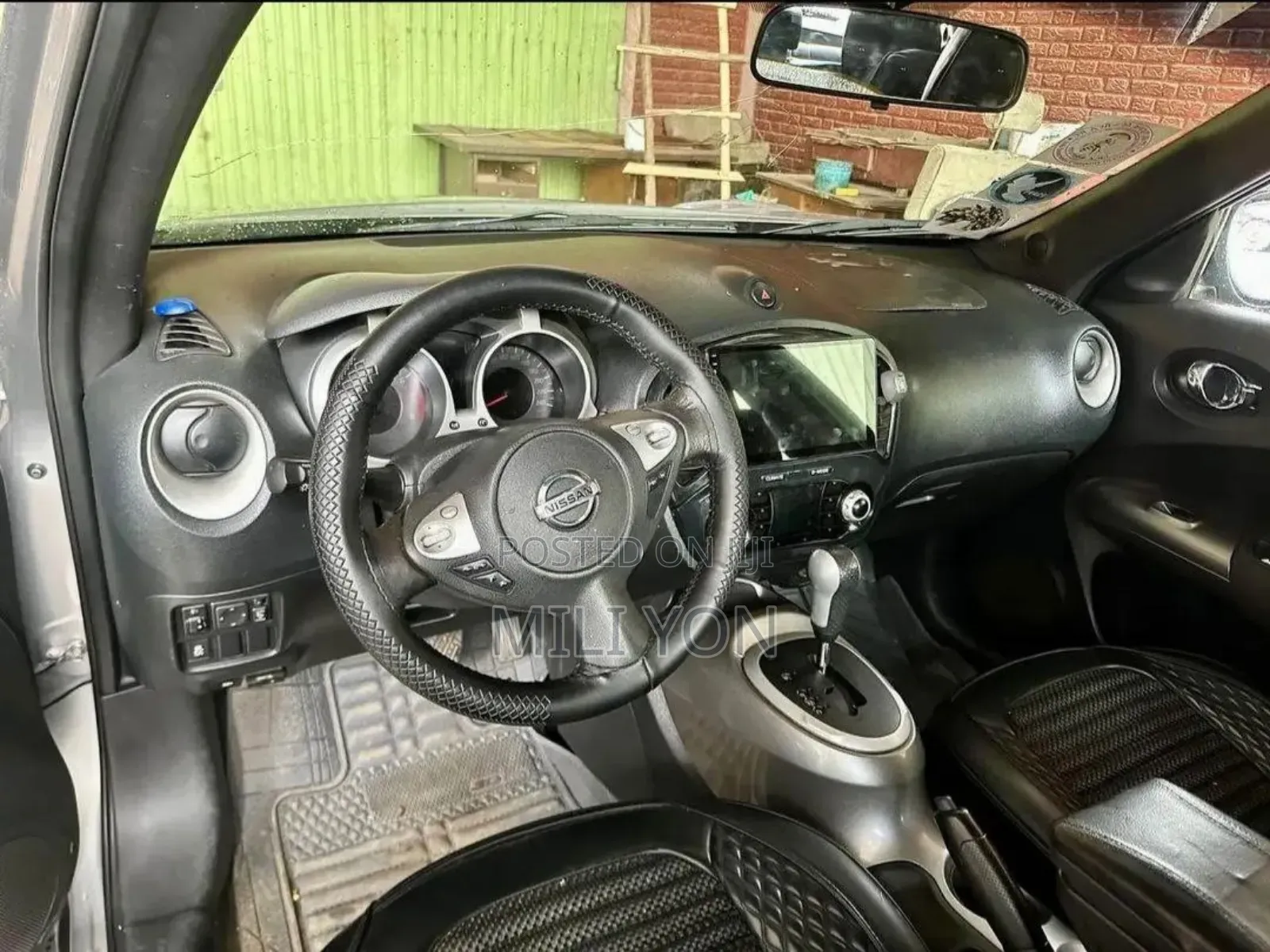 Nissan Juke 2012 Silver