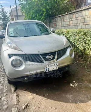 Nissan Juke 2012 Silver
