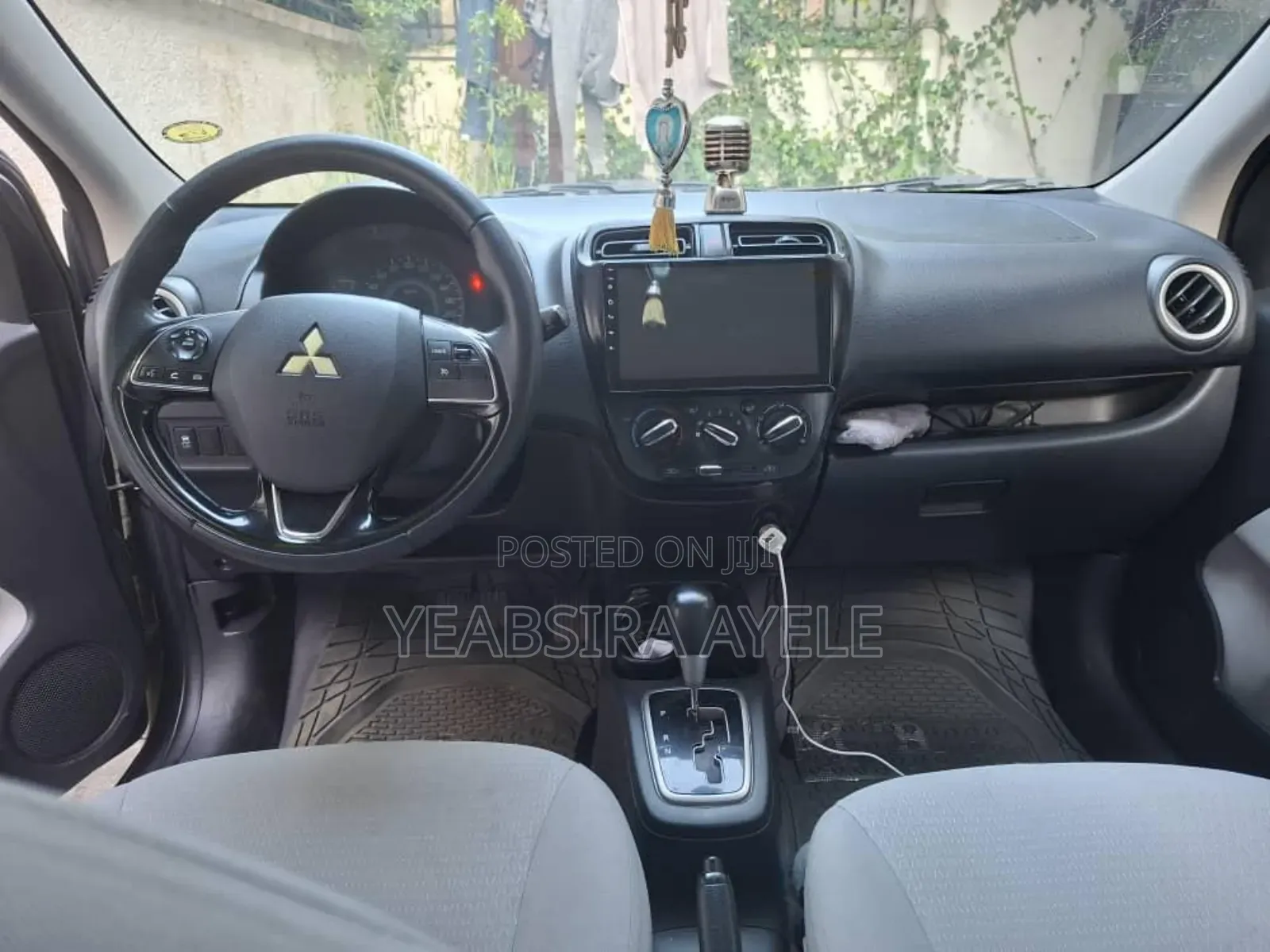 Mitsubishi Attrage 2021 Gray