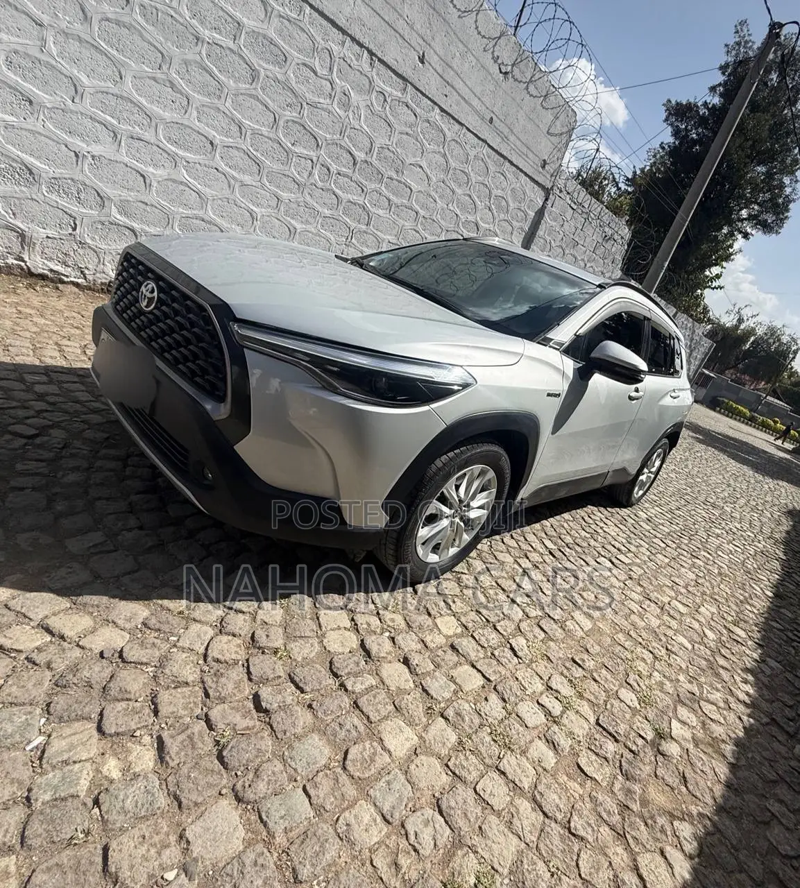Toyota Corolla Cross Hybrid 2023 Silver