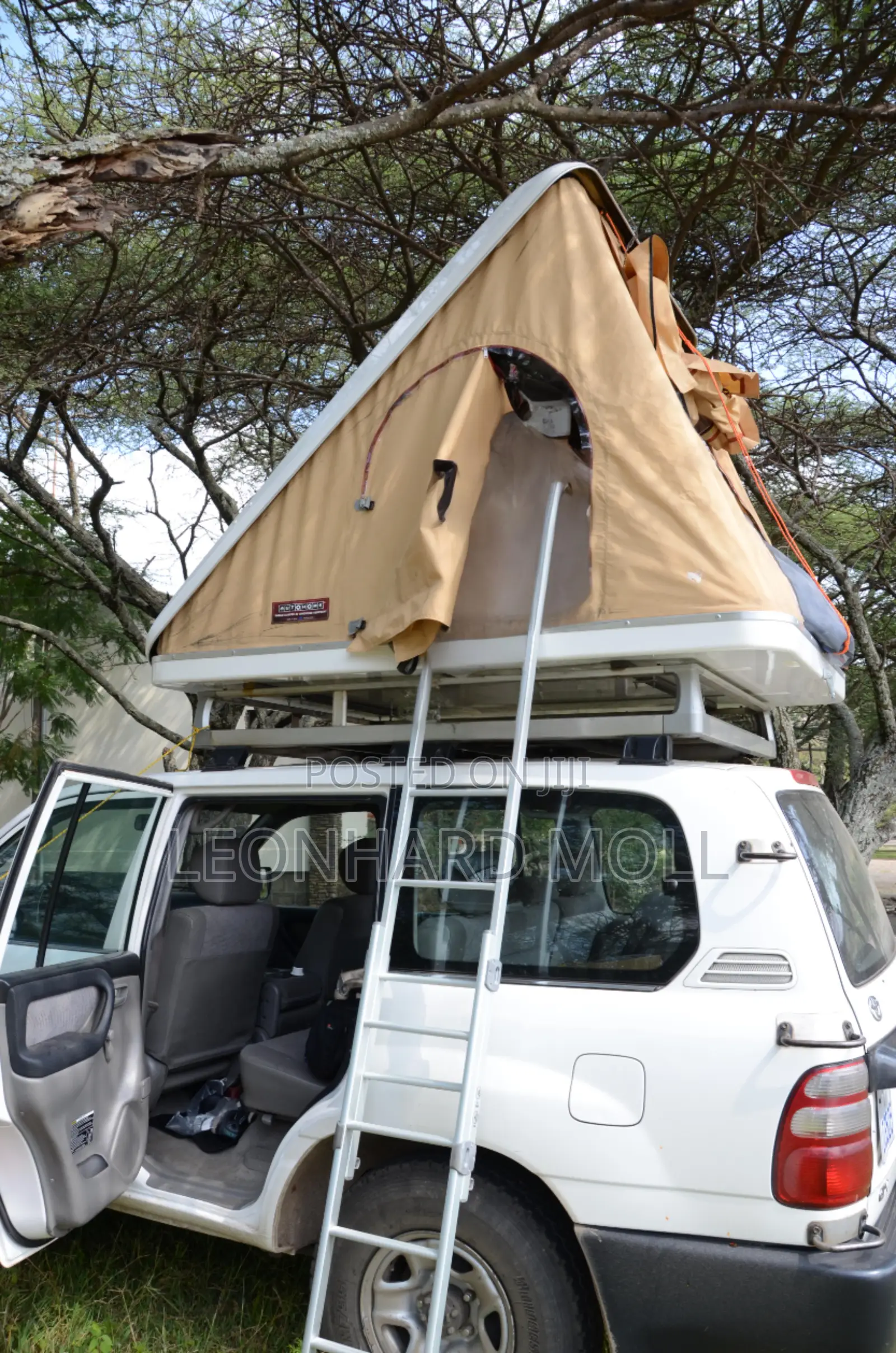 Rubber Boat and Roof Tent
